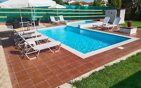 Maria Lemoni Swimming Pool Apartment