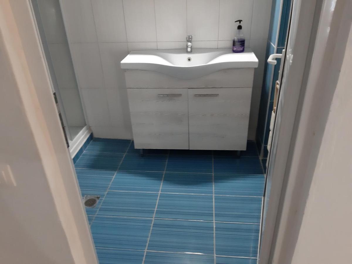 Maria Lemoni Swimming Pool Apartment Νέα Σκιώνη Εξωτερικό φωτογραφία
