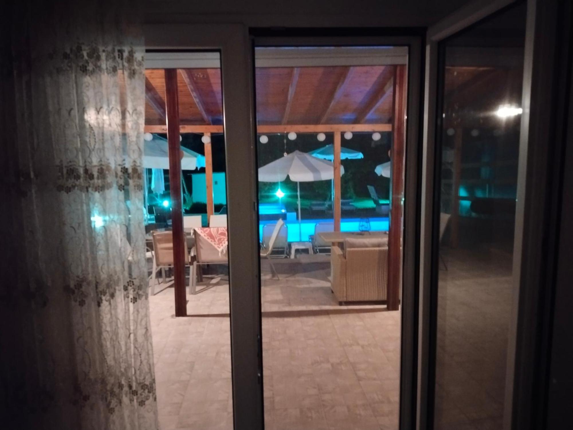 Maria Lemoni Swimming Pool Apartment Νέα Σκιώνη Εξωτερικό φωτογραφία